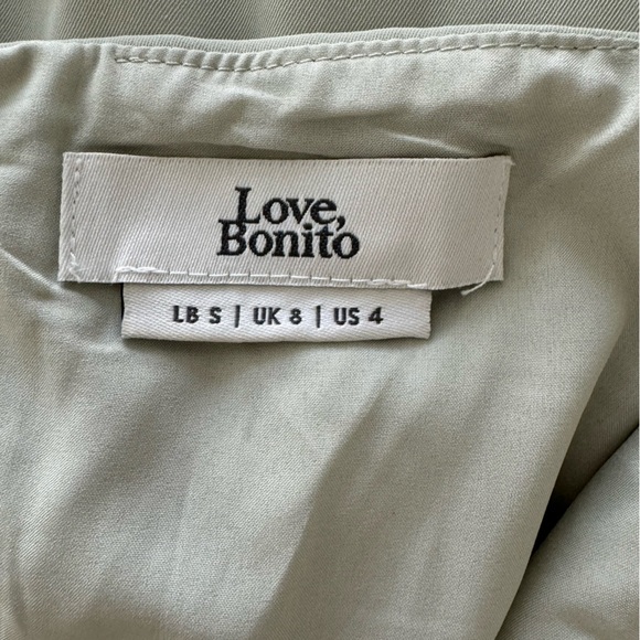 Love Bonito Flutter Sleeve Dress size 4 - Picture 7 of 7